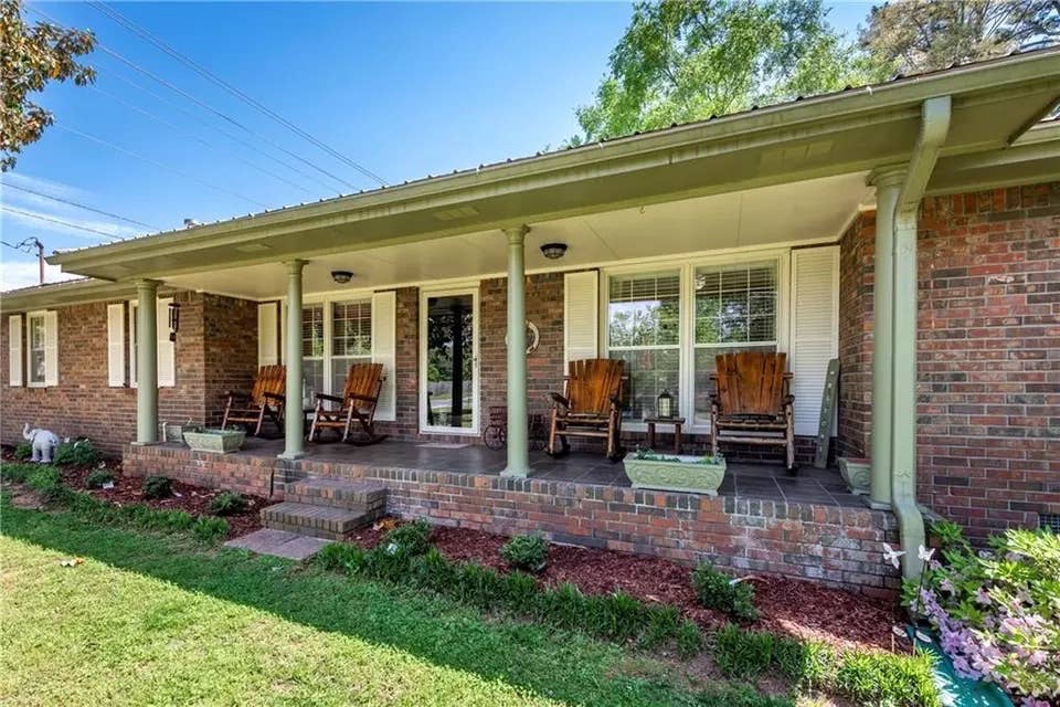 4 BR in Canton