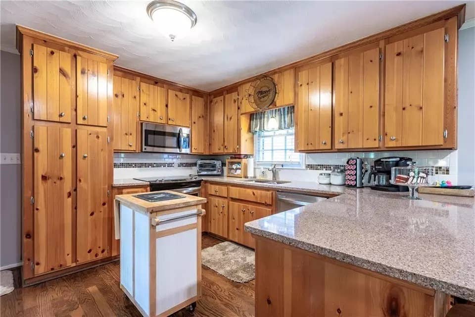 4 BR in Canton