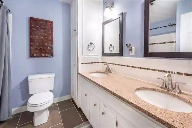 4 BR in Canton
