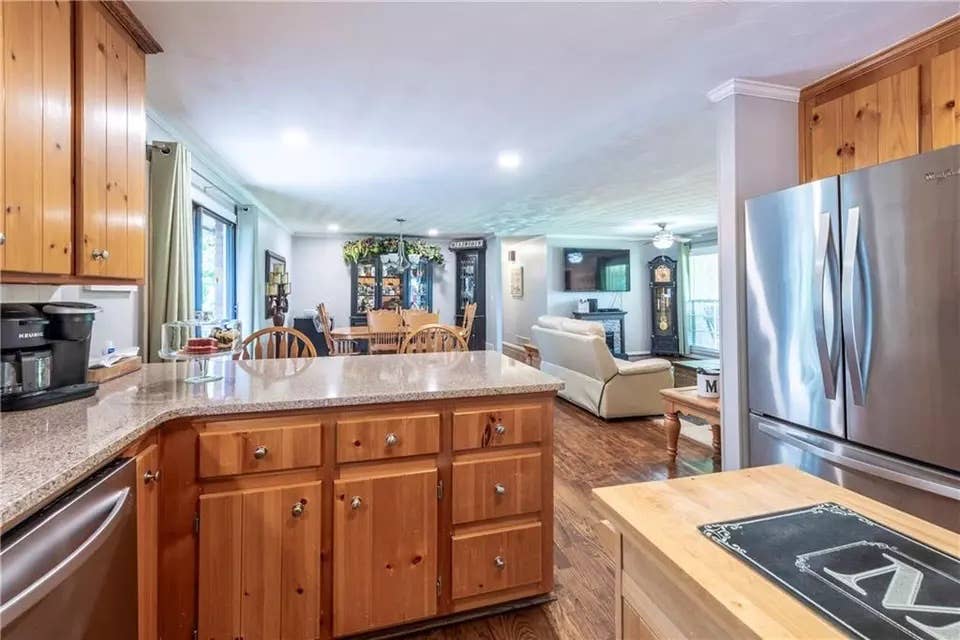 4 BR in Canton
