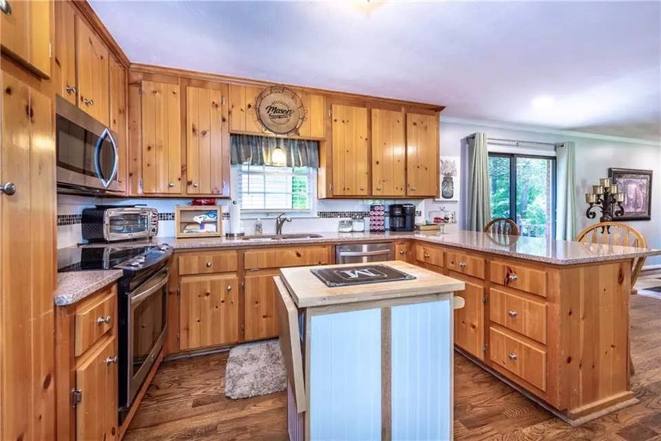 4 BR in Canton