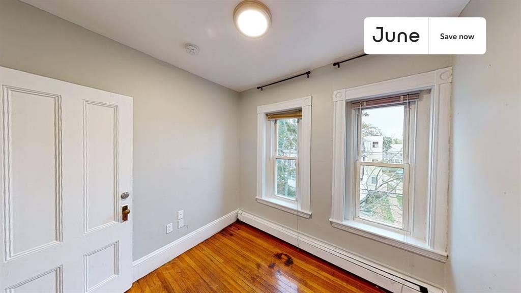 4 BR in Boston