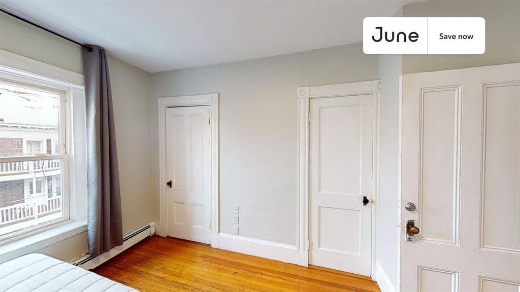 4 BR in Boston