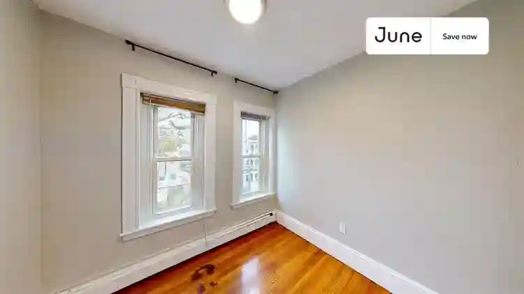 4 BR in Boston