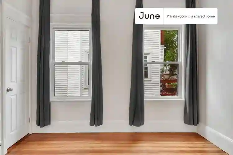 4 BR in Boston