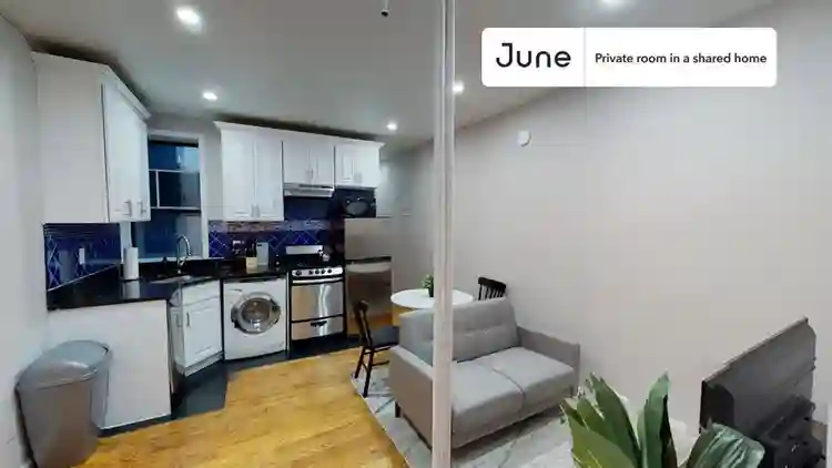 3 BR in New York City