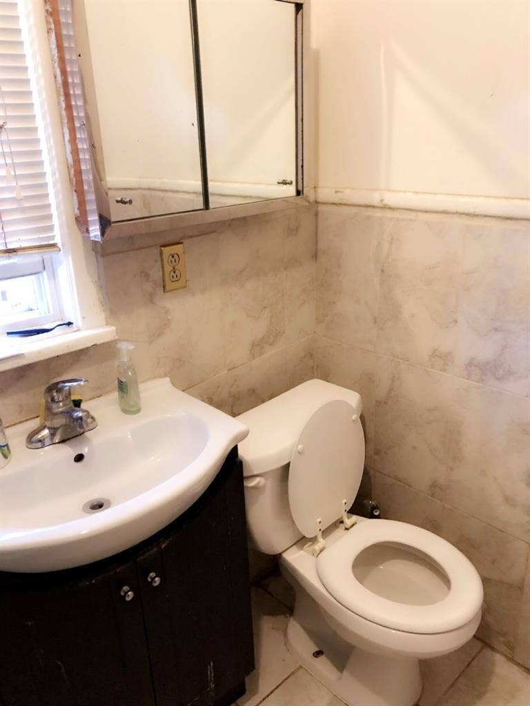 Private room in lower junction