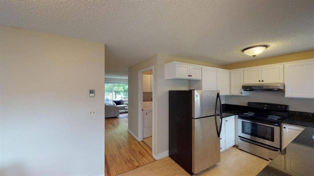 1 BR in Portland