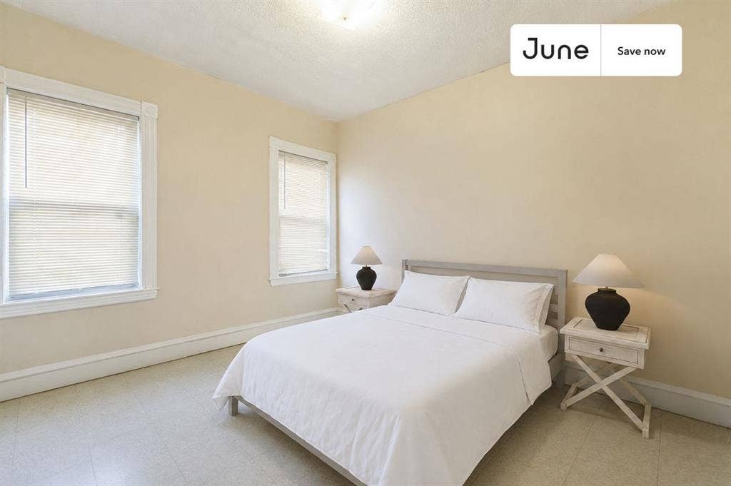 5 BR in Boston