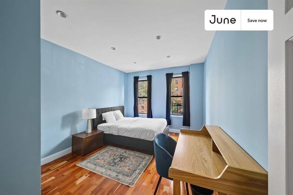 3 BR in New York City