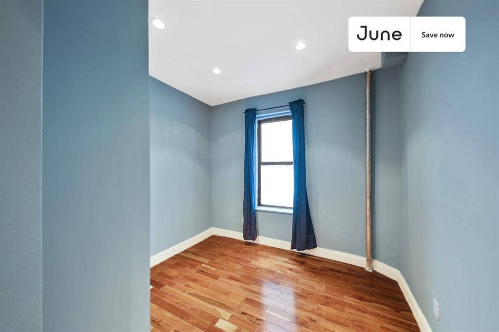 3 BR in New York City