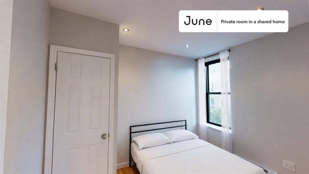 3 BR in New York City