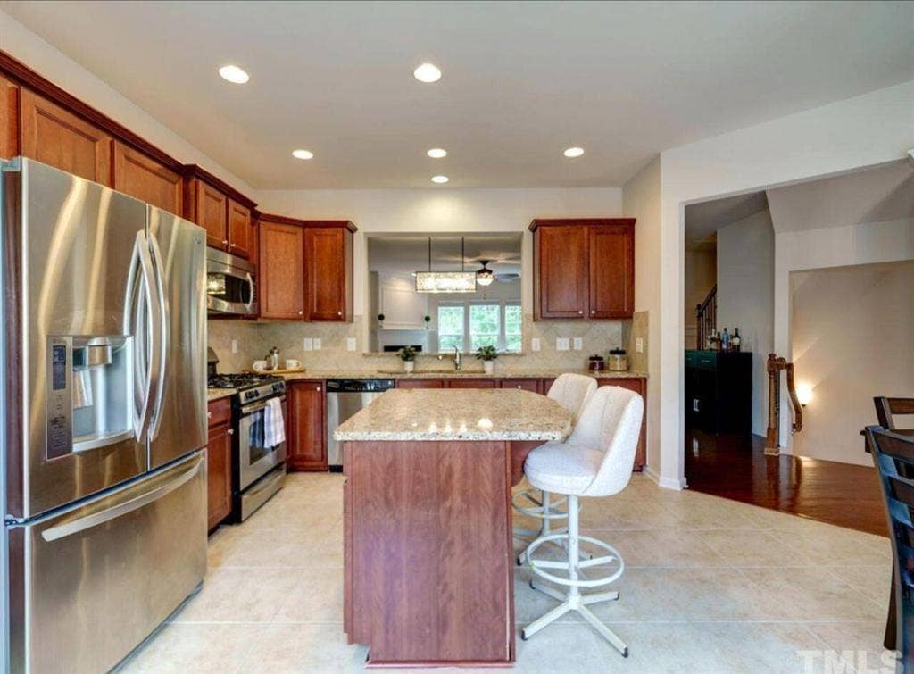 3 BR in Cary