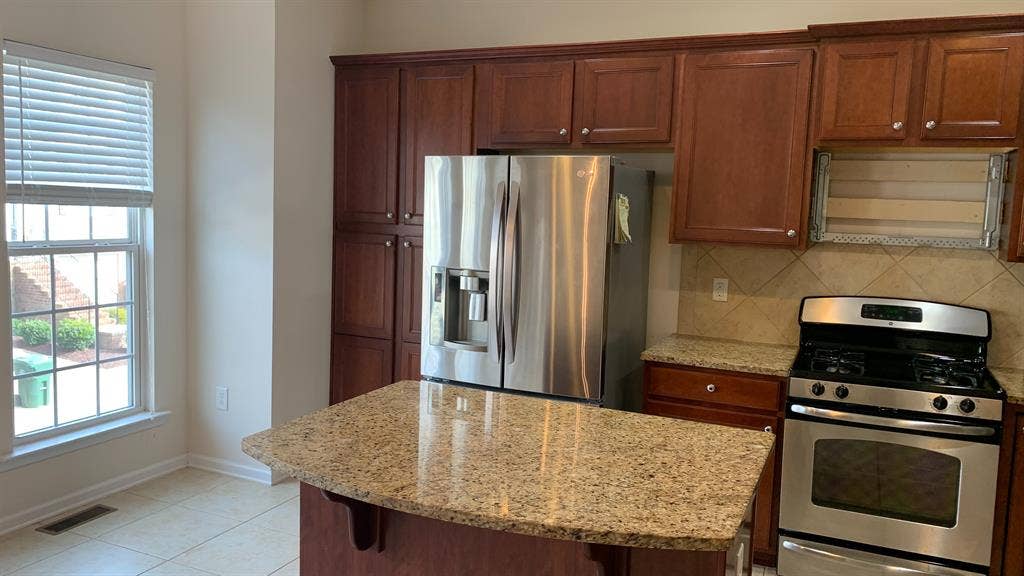 3 BR in Cary