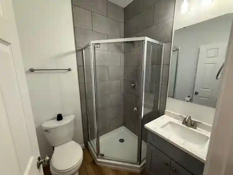 4 BR in Durham