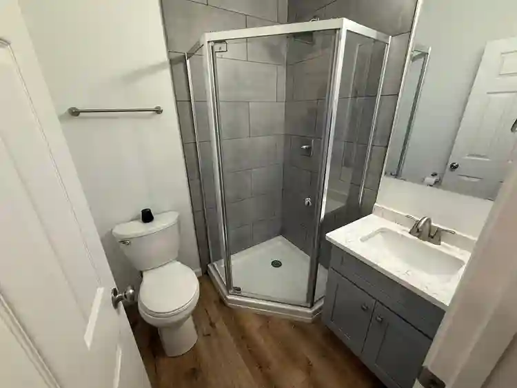 4 BR in Durham