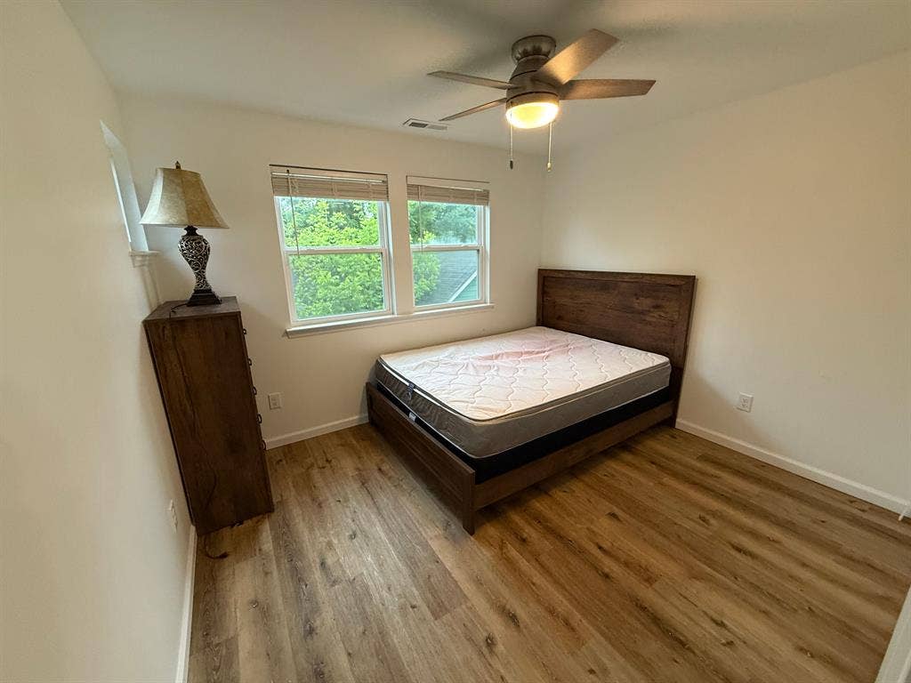 4 BR in Durham