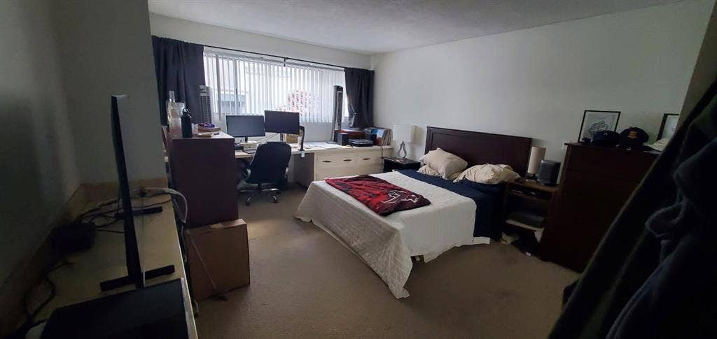 Room for rent in a large house