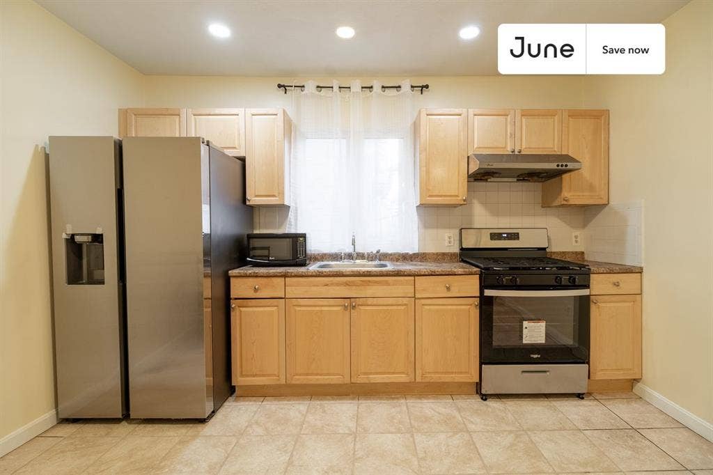 3 BR in Boston