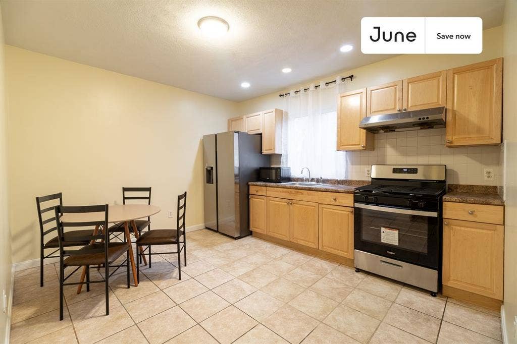 3 BR in Boston