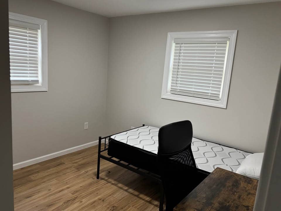 Private Furnished Room
