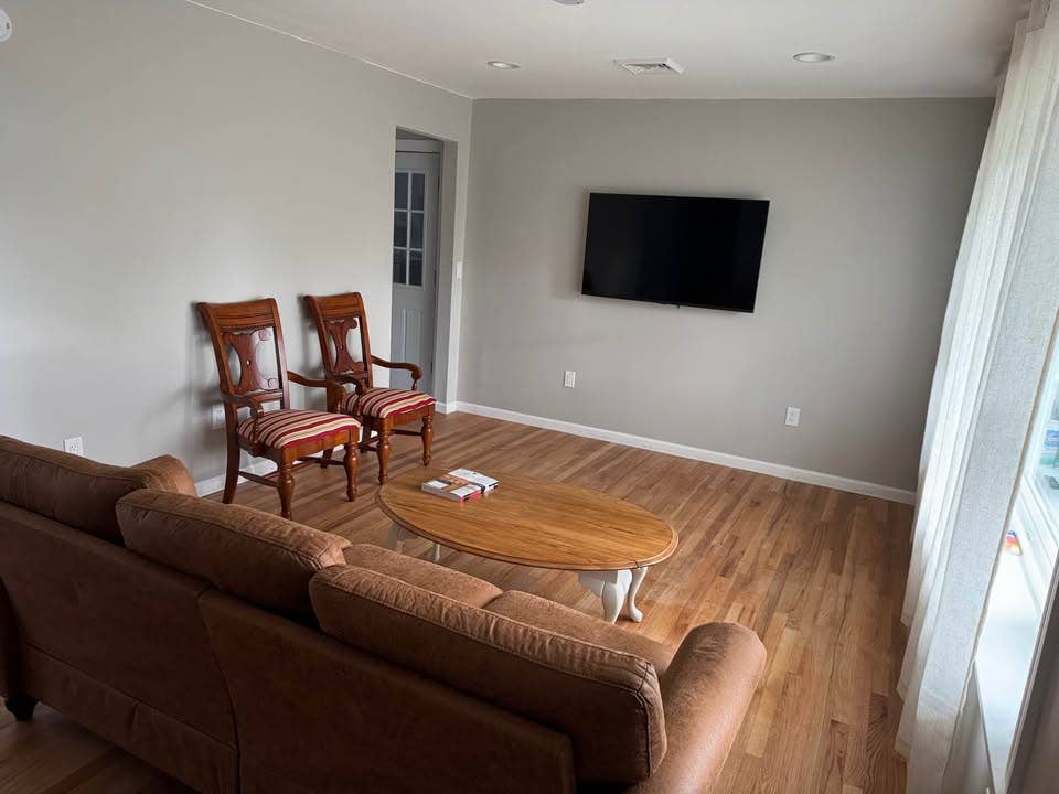 Private Furnished Room