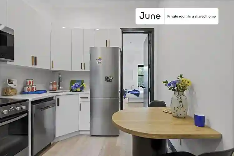 3 BR in New York City