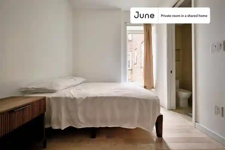 4 BR in New York City