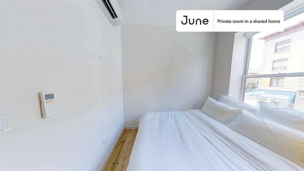 4 BR in New York City