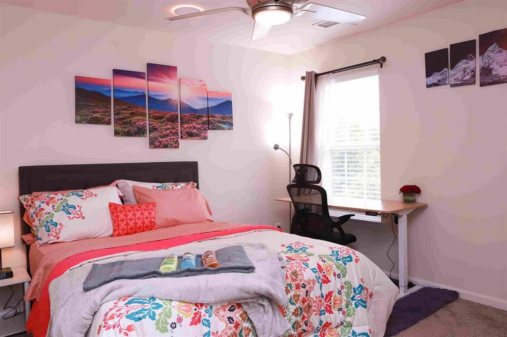 7 BR in Charlotte