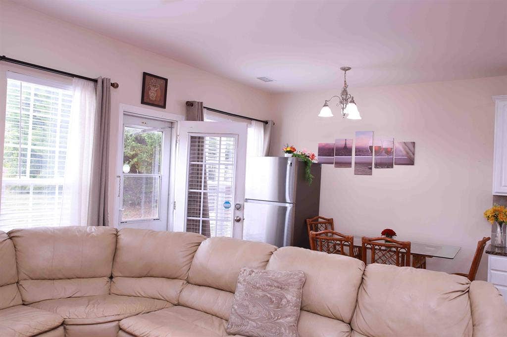 7 BR in Charlotte