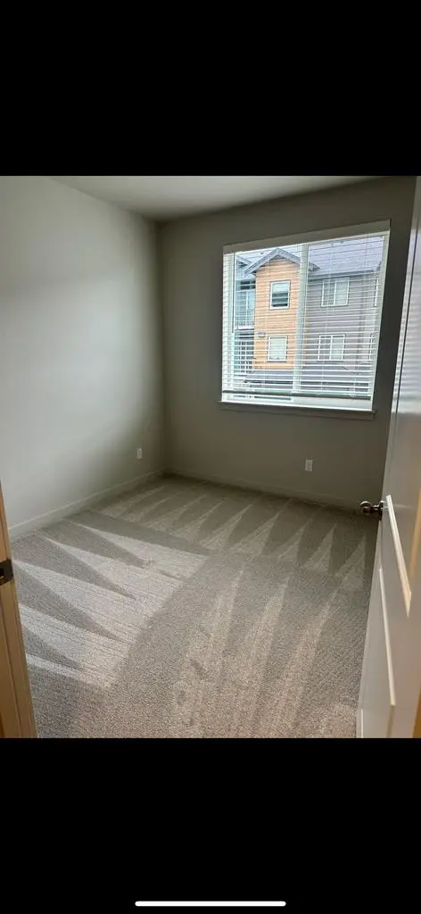 Room with private bathroom for rent
