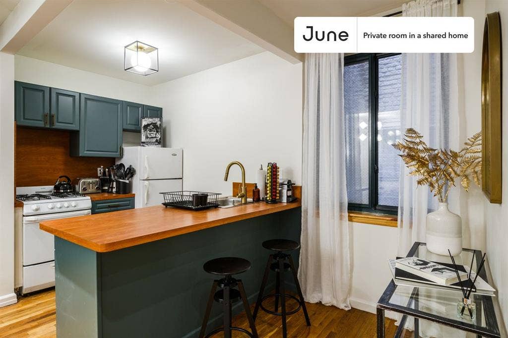 5 BR in New York City