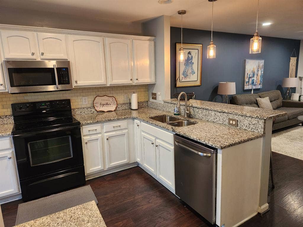 3 BR in Raleigh