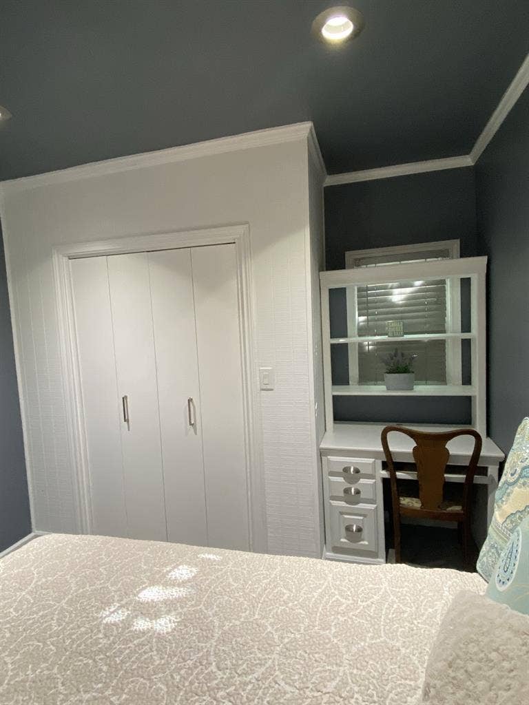 Furnished Suite with Private Bath