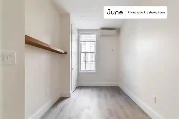 2 BR in New York City