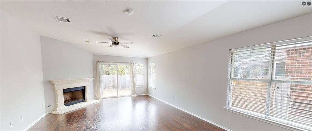 1 BR in Austin
