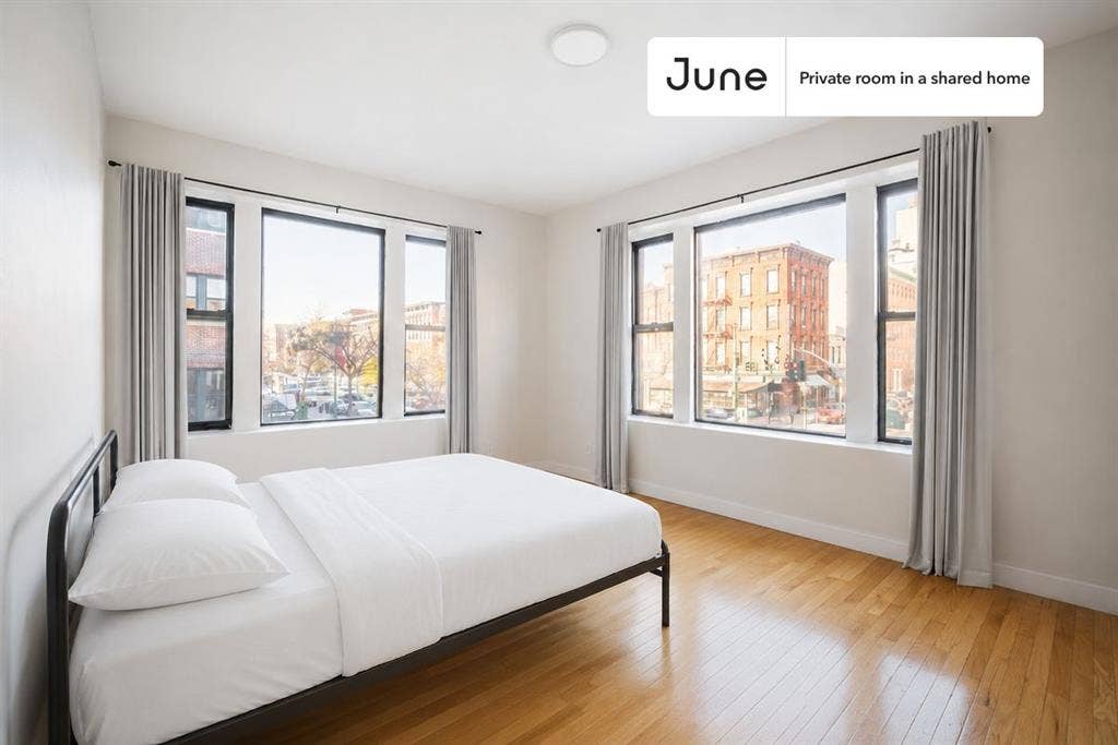 4 BR in New York City