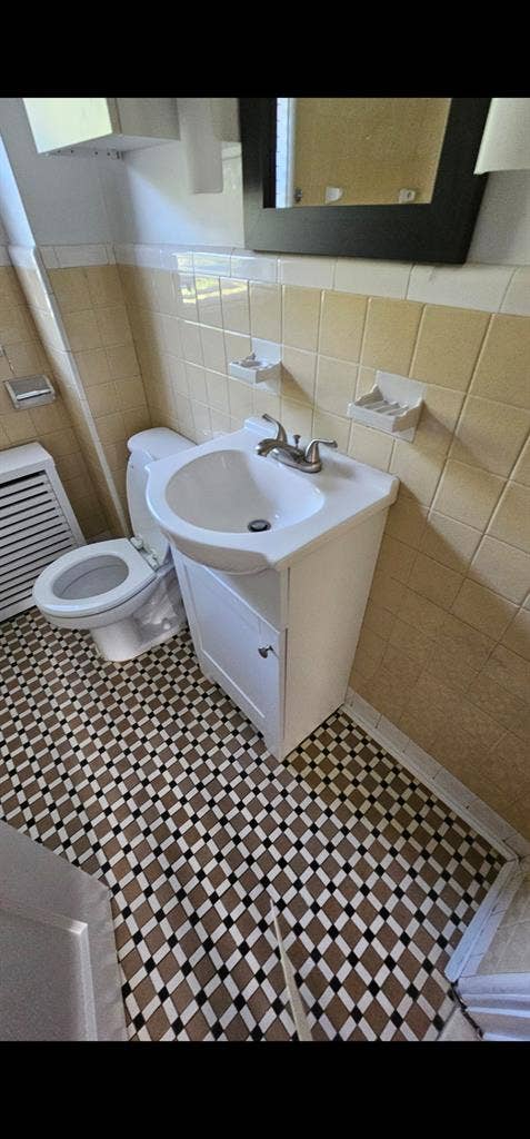 Room for rent in my home