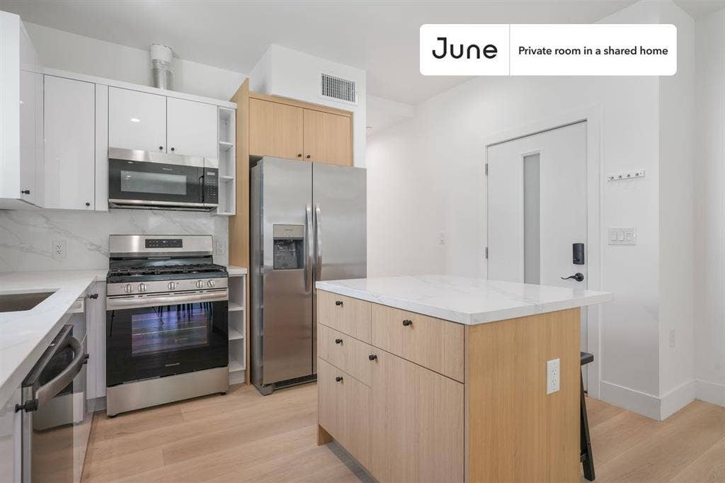 4 BR in Los Angeles