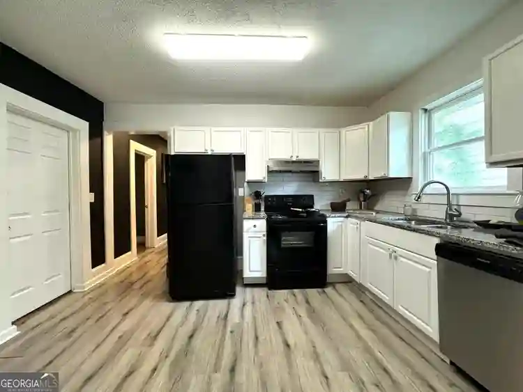 4 BR in Atlanta