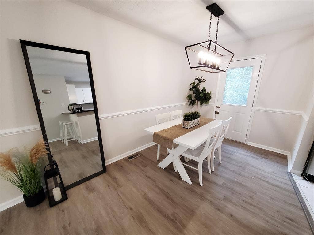 6 BR in Raleigh