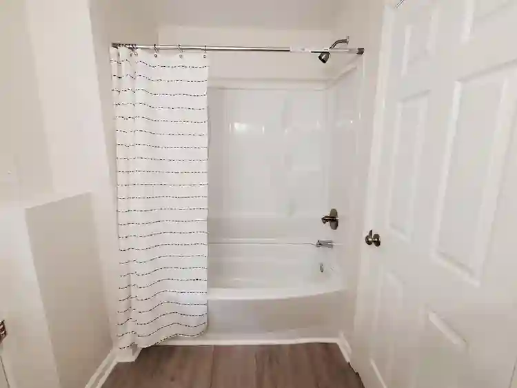 6 BR in Raleigh