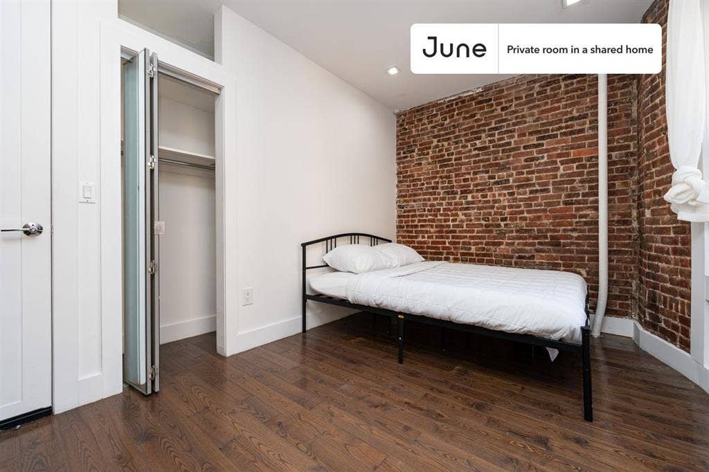 4 BR in New York City
