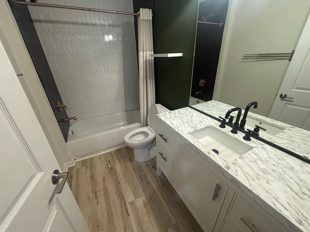 3 BR in Raleigh