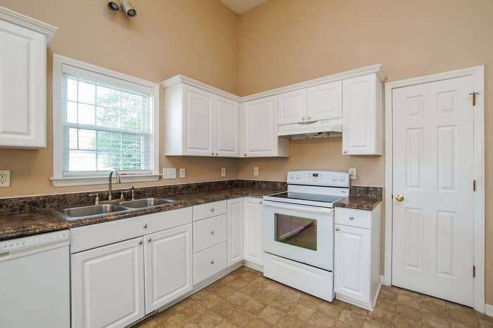 Cozy & Affordable 3BR/2BA Apartment