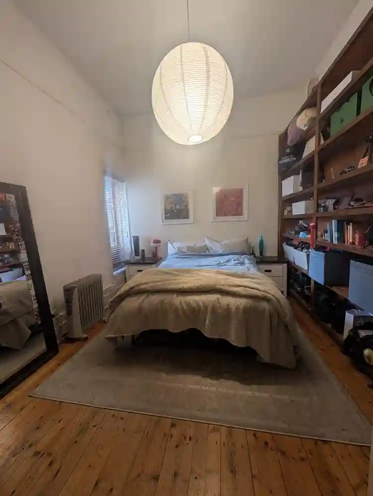 Abbotsford Room Sublet