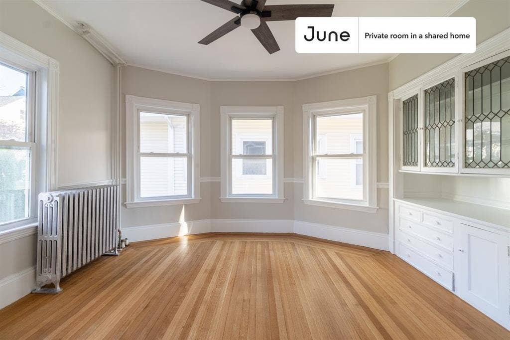 5 BR in Boston