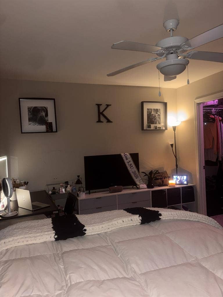 Move In Aug. 1 at Redpoint