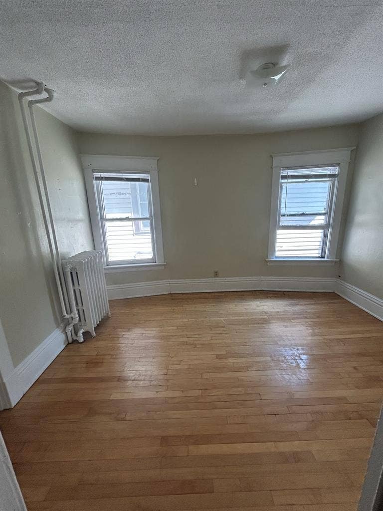Looking for a Roommate!